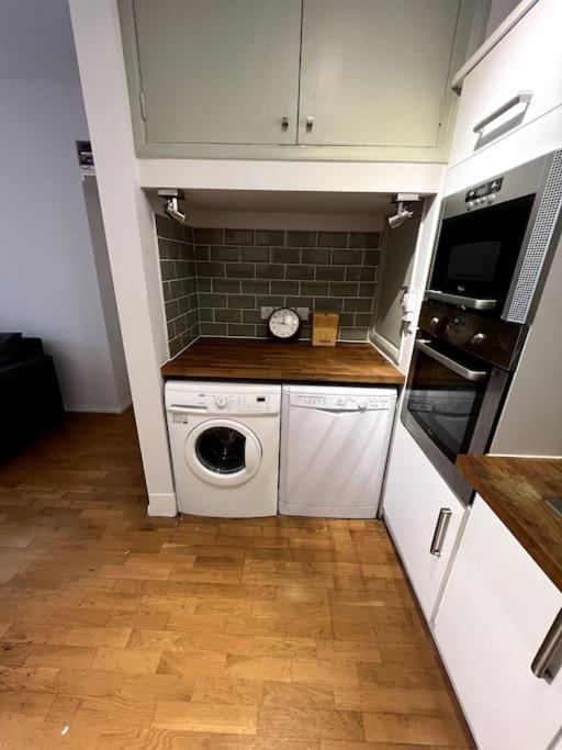 Lovely 1 Bedroom Apartment In West Kensington London Ngoại thất bức ảnh